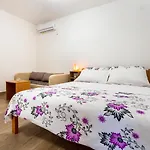 Ardiana 3* Neum