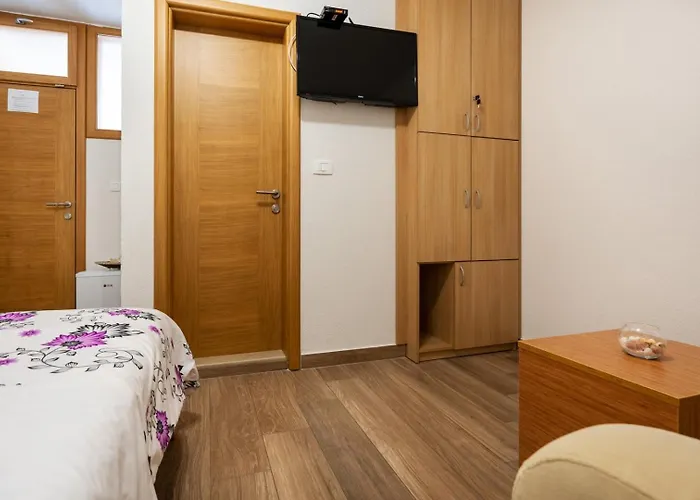 Ardiana Affittacamere Neum