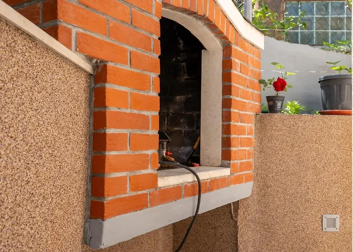 Ardiana Affittacamere 3*